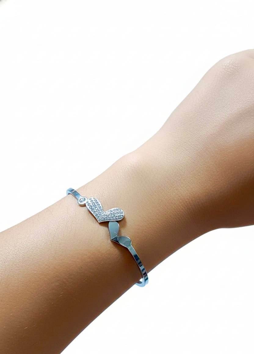 b60d2de4-1619-4edd-923d-f0446aa7b2ab