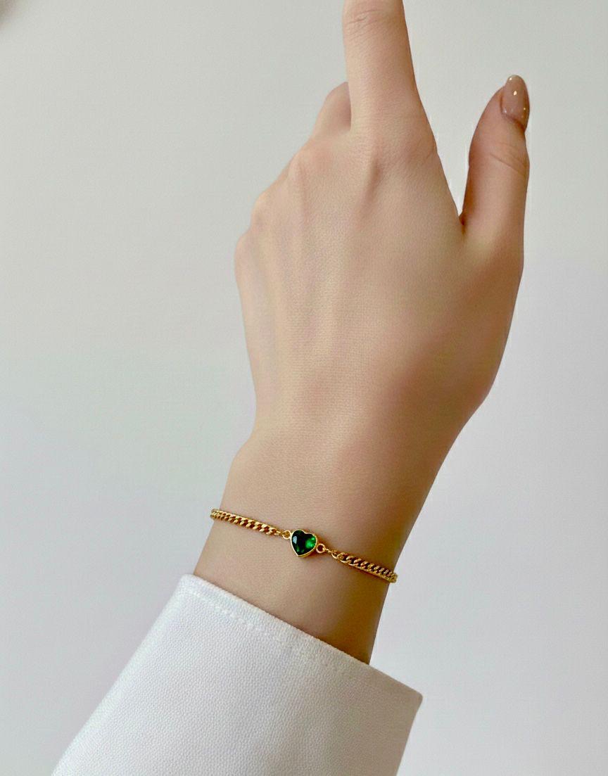 cc39a646-2abe-4dde-b3a0-45bb30c1105e